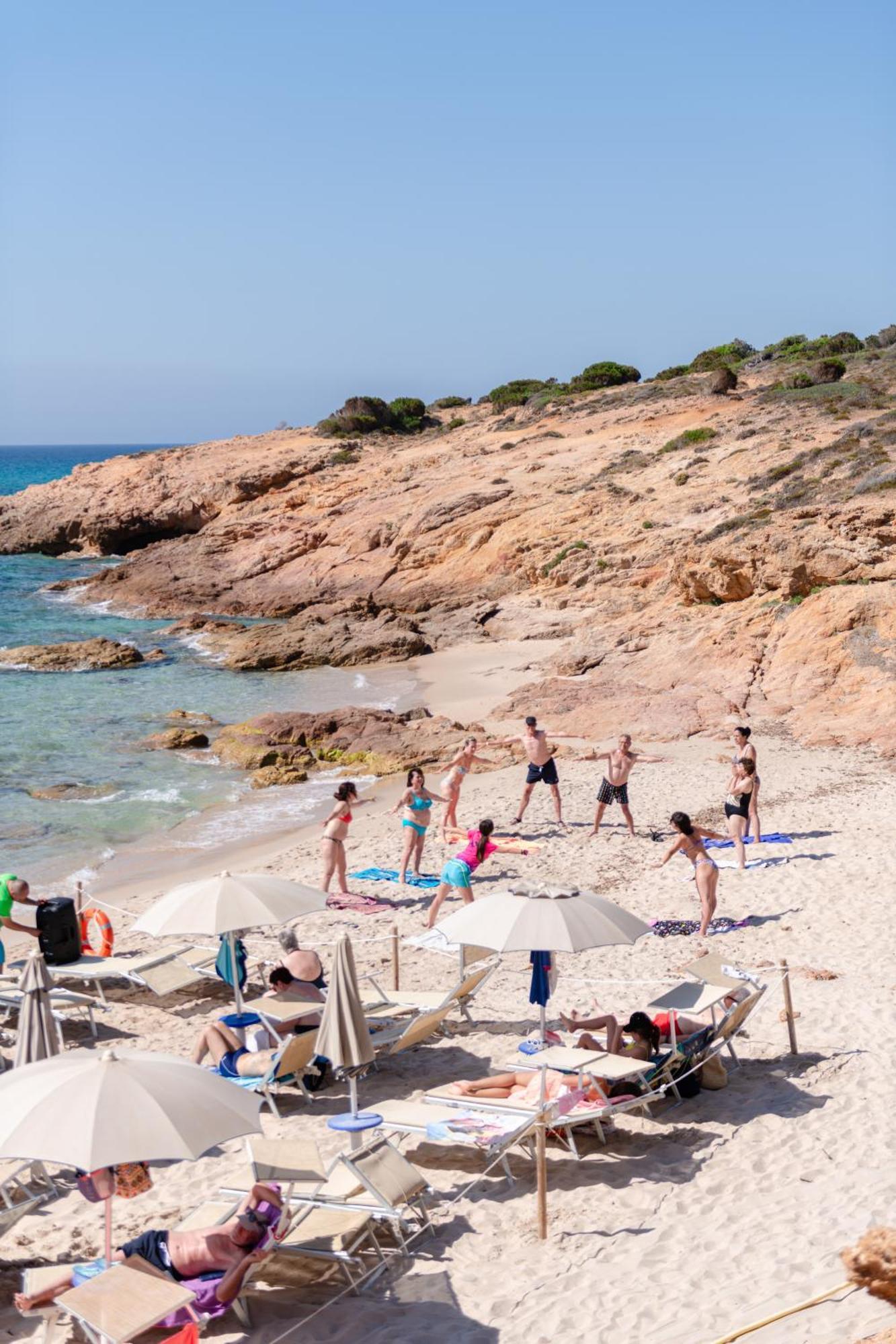 Amareclub Rocca Dorada Hotel Santa Margherita di Pula Luaran gambar
