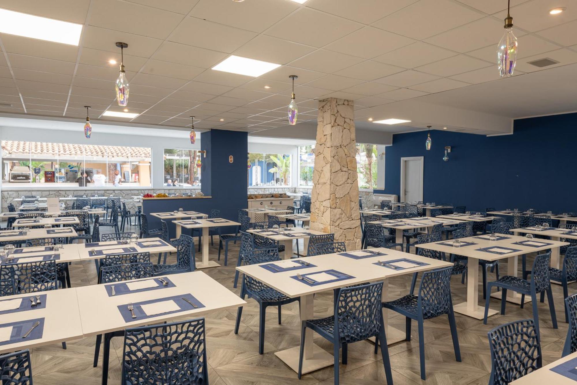 Amareclub Rocca Dorada Hotel Santa Margherita di Pula Luaran gambar