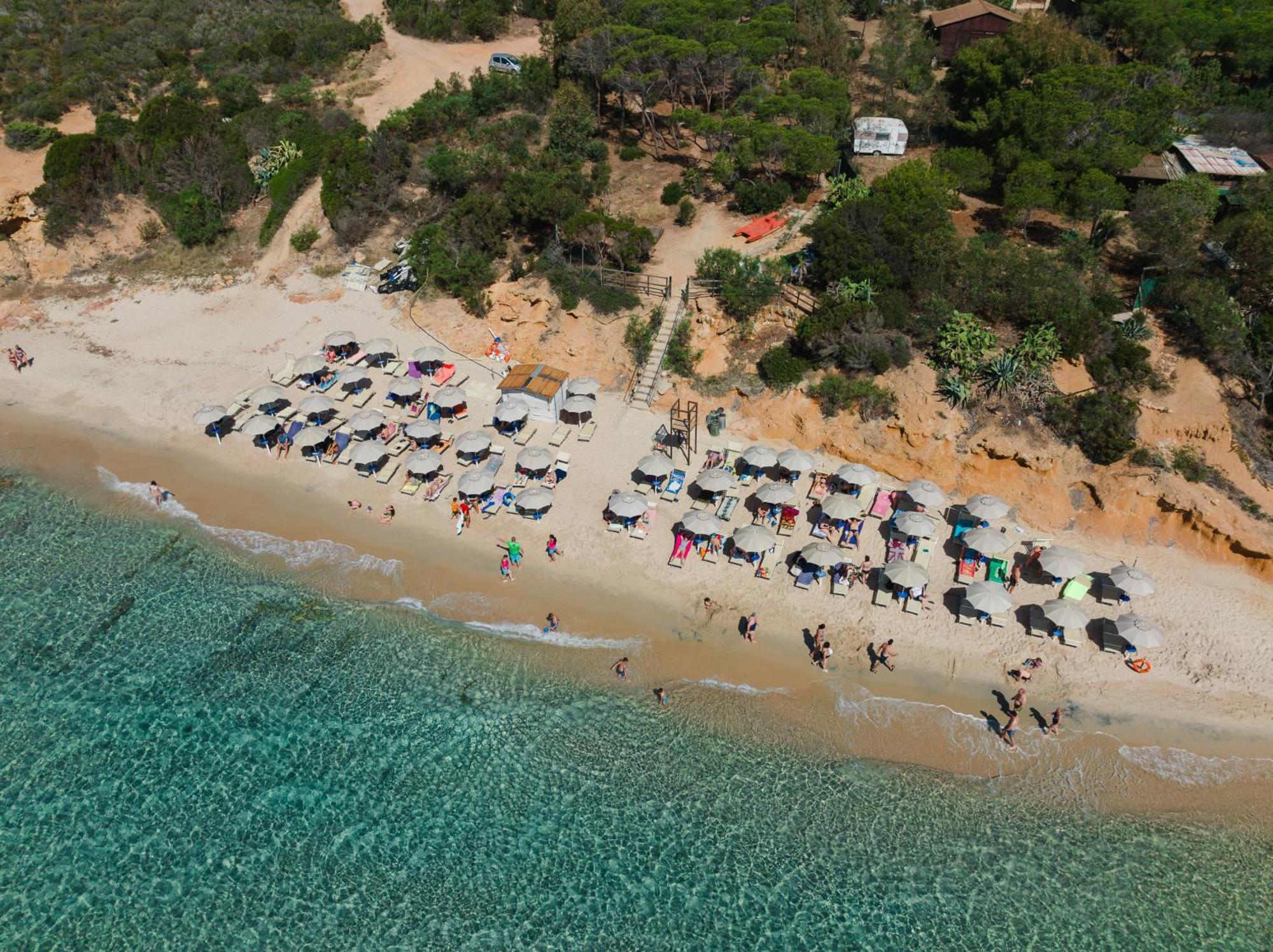 Amareclub Rocca Dorada Hotel Santa Margherita di Pula Luaran gambar