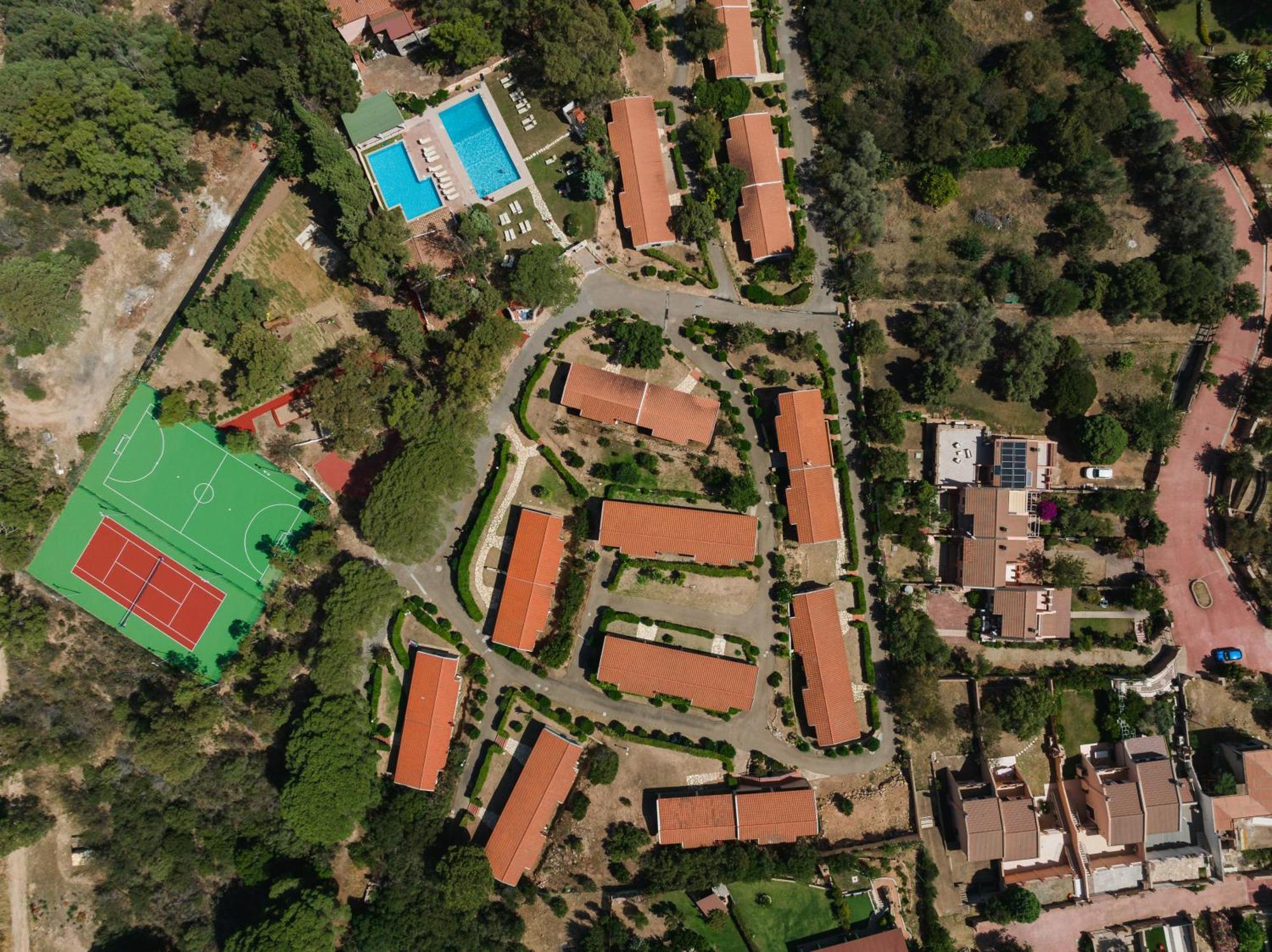 Amareclub Rocca Dorada Hotel Santa Margherita di Pula Luaran gambar