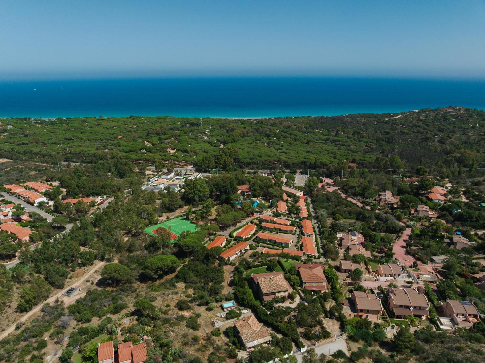 Amareclub Rocca Dorada Hotel Santa Margherita di Pula Luaran gambar